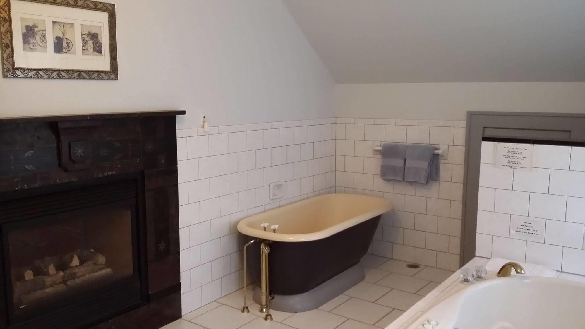 Chestnut Charm Bed & Breakfast Атлантик Экстерьер фото